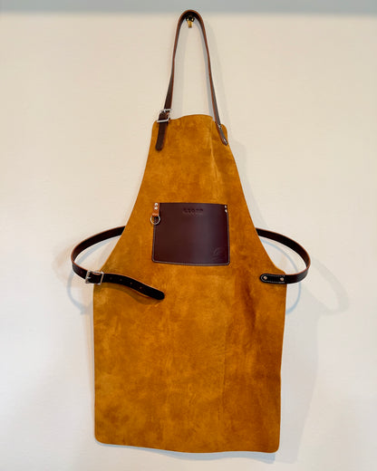 Heavy duty aprons